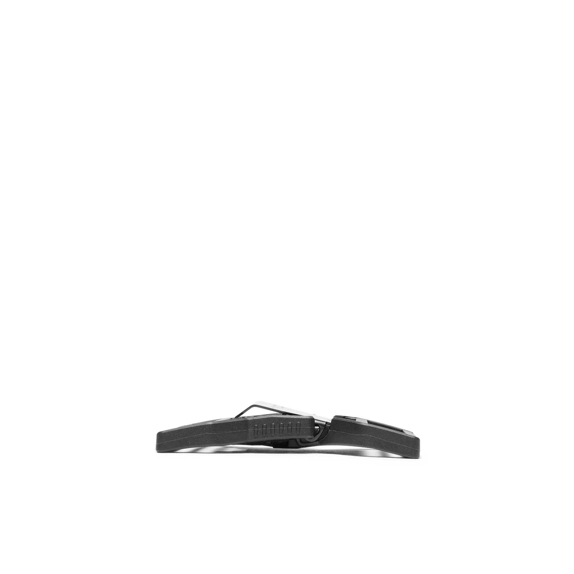 Magnetic buckle